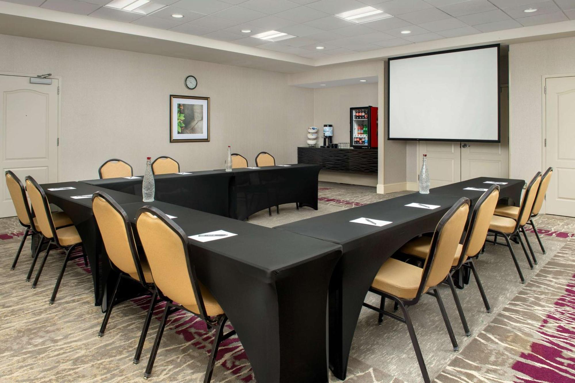 Hilton Garden Inn Knoxville West/Cedar Bluff Eksteriør billede