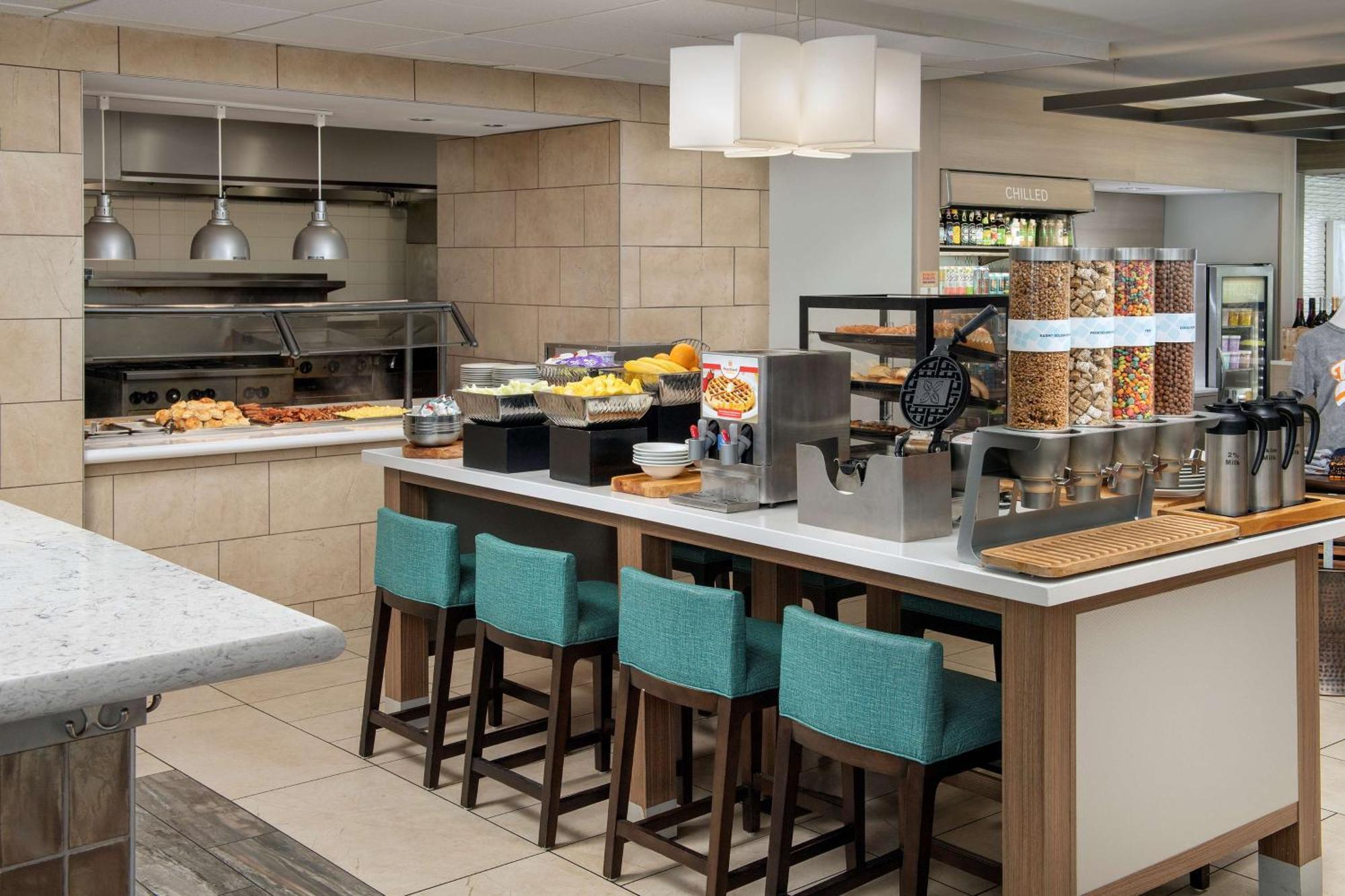 Hilton Garden Inn Knoxville West/Cedar Bluff Eksteriør billede